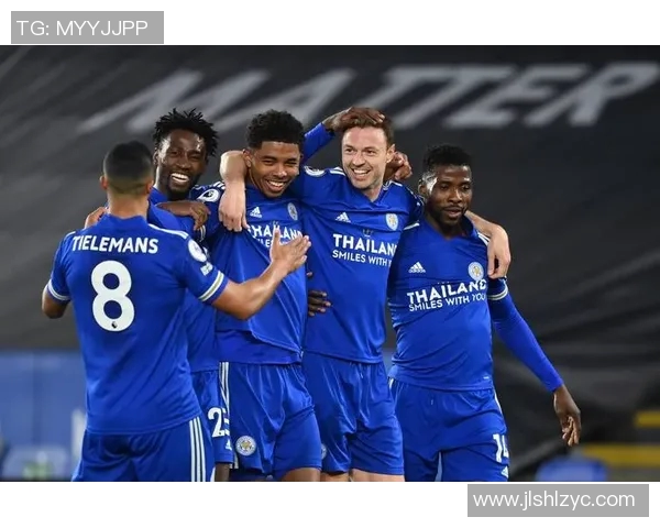 曼联主场迎战莱斯特城双方争夺英超积分巅峰对决